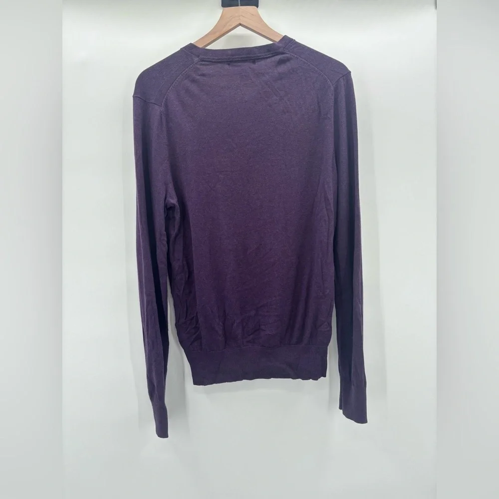 Banana Republic Luxury Blend Fine Knit V-Neck Sweater Medium in Plum Purple
